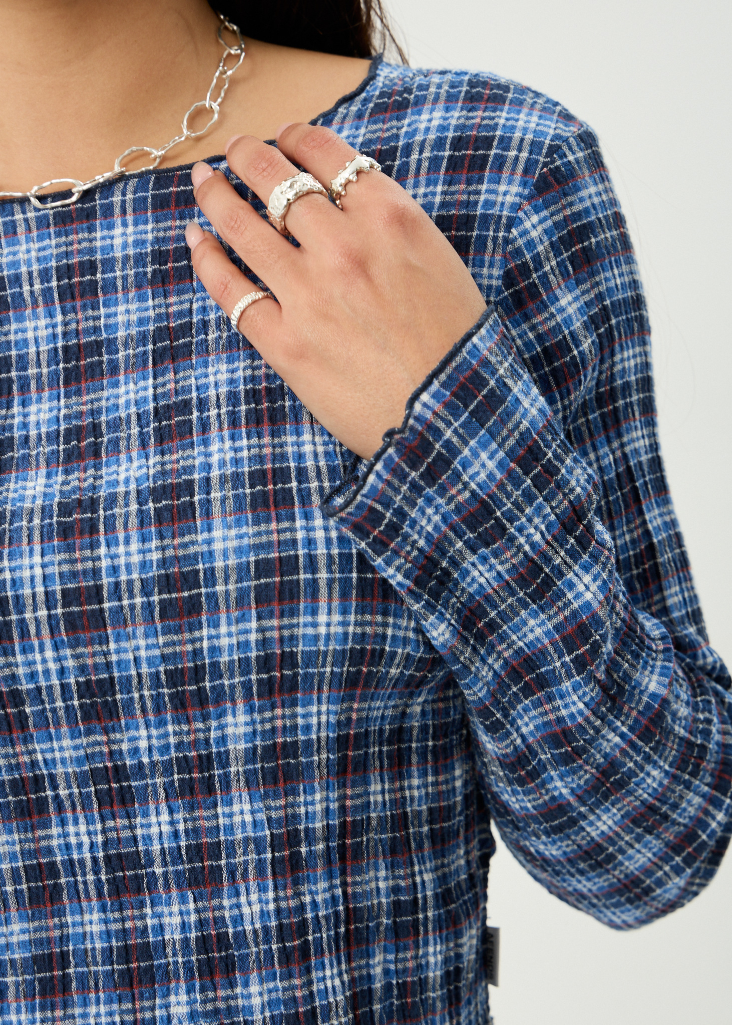 AFENDS W MONTAINS SLEEVE TOP