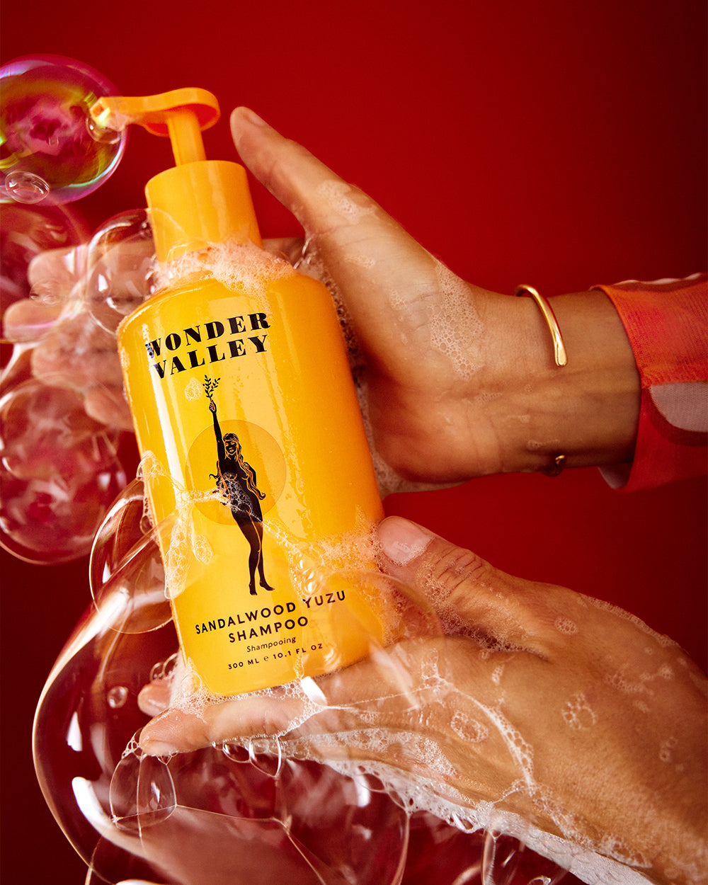 WONDER VALLEY SANDALWOOD YUZU SHAMPOO
