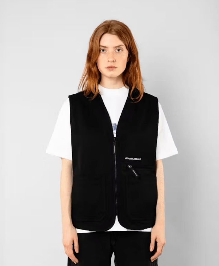 BEYOND MEDALS M WORK VEST - Boutique Homies