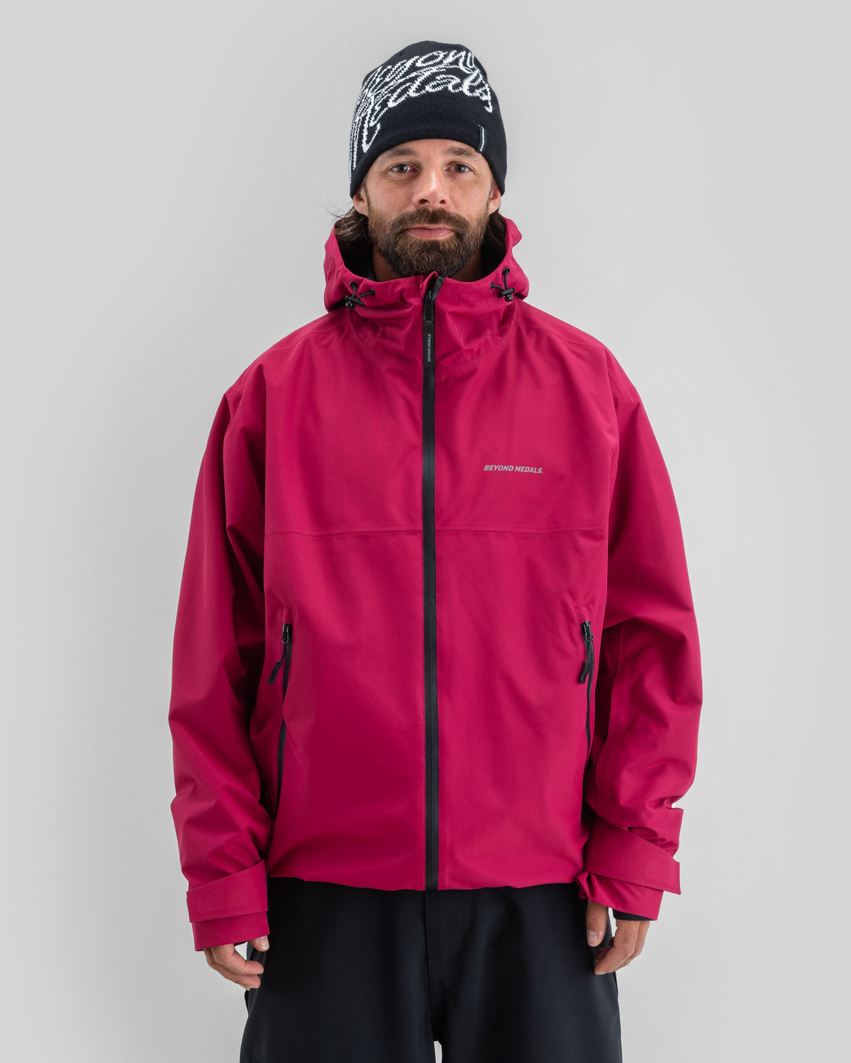 Beyond Medals Park Jacket 2L Raspberry — porté de face