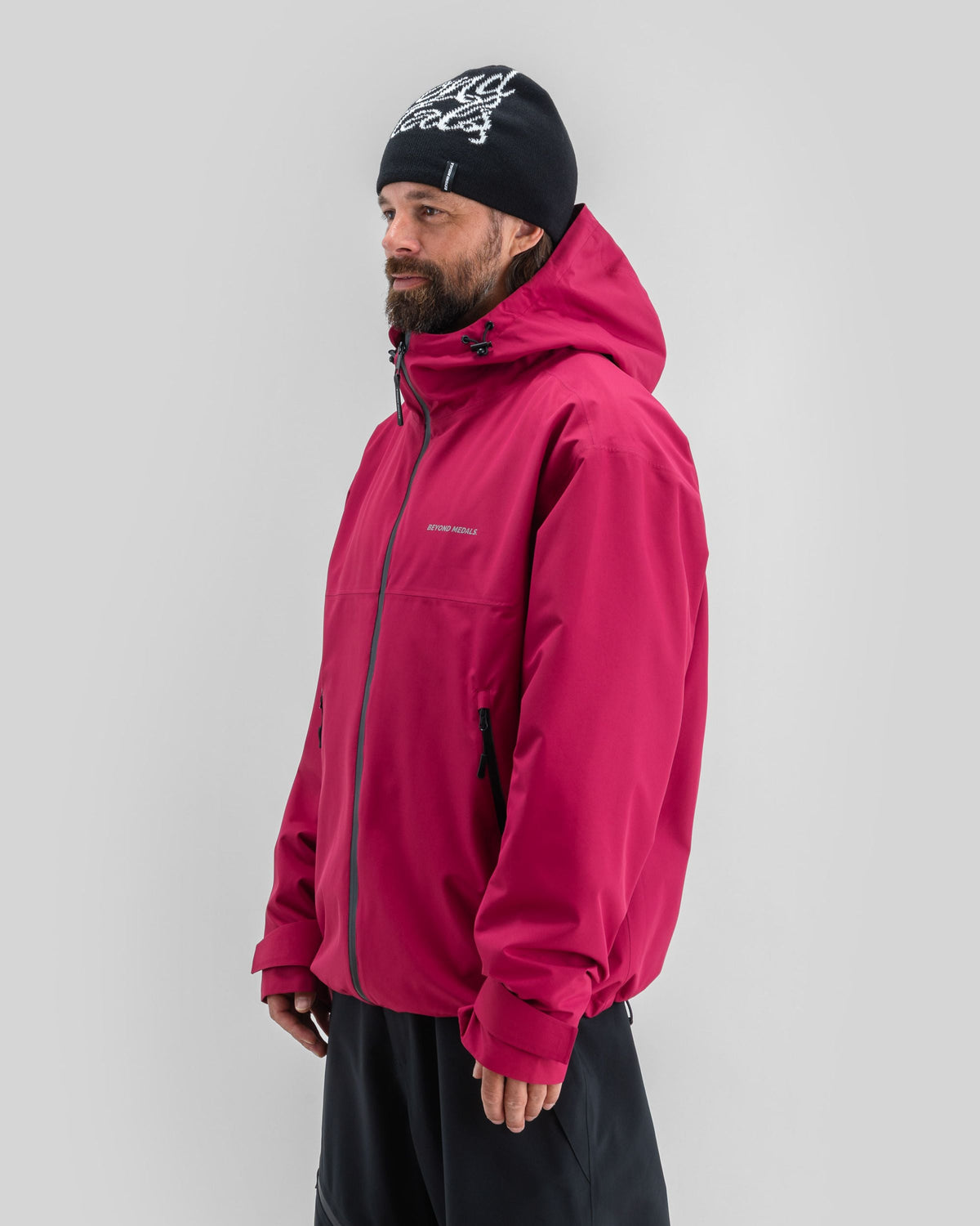 Beyond Medals Park Jacket 2L Raspberry — porté de profil