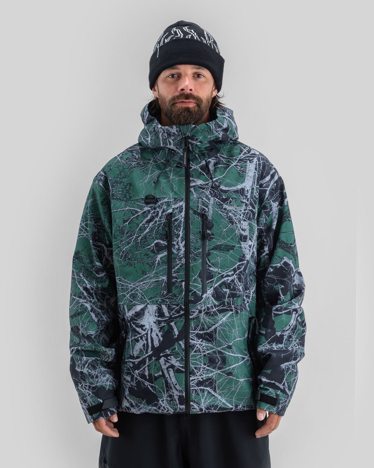 Beyond Medals Pro Tech Jacket Print 3L — porté de face, détail du manteau