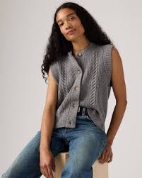 LEVI'S W INES CABLE SWEATER VEST