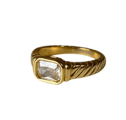 FERVIDO CRYSTAL CLEAR RING - Boutique Homies