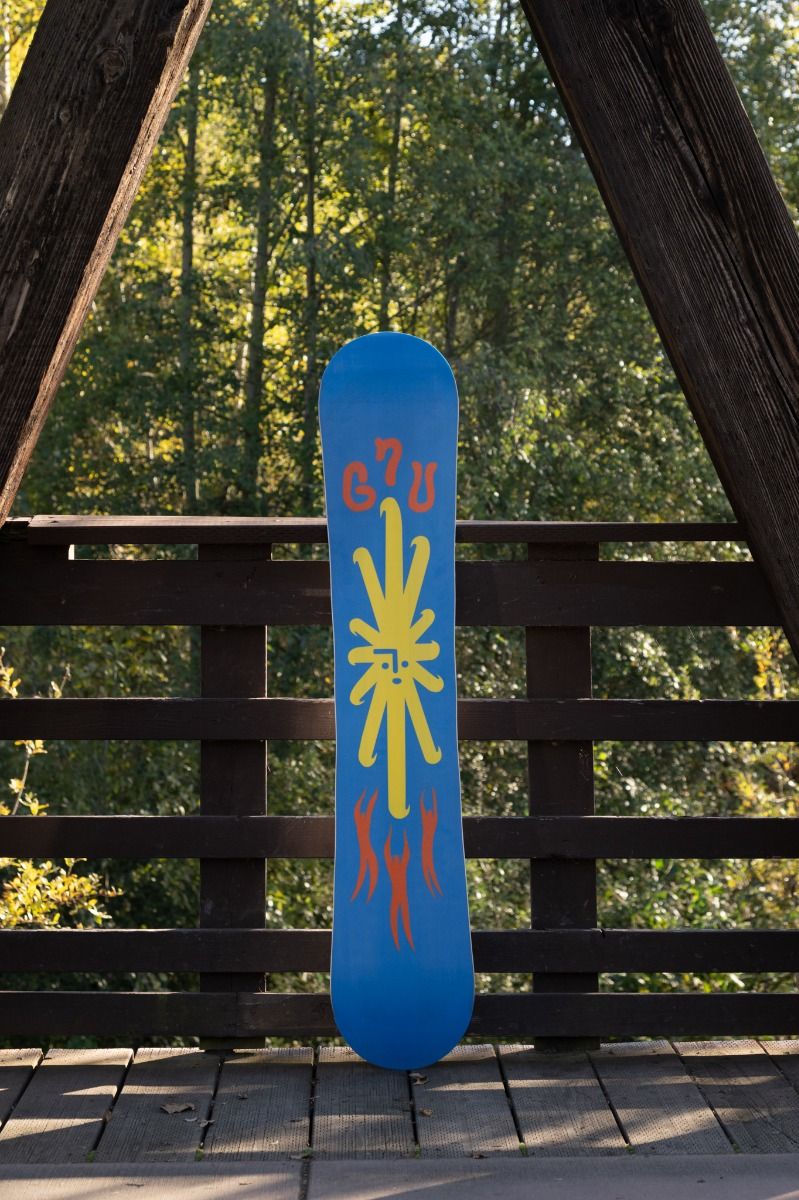 GNU M HEAD SPACE SNOWBOARD - Boutique Homies
