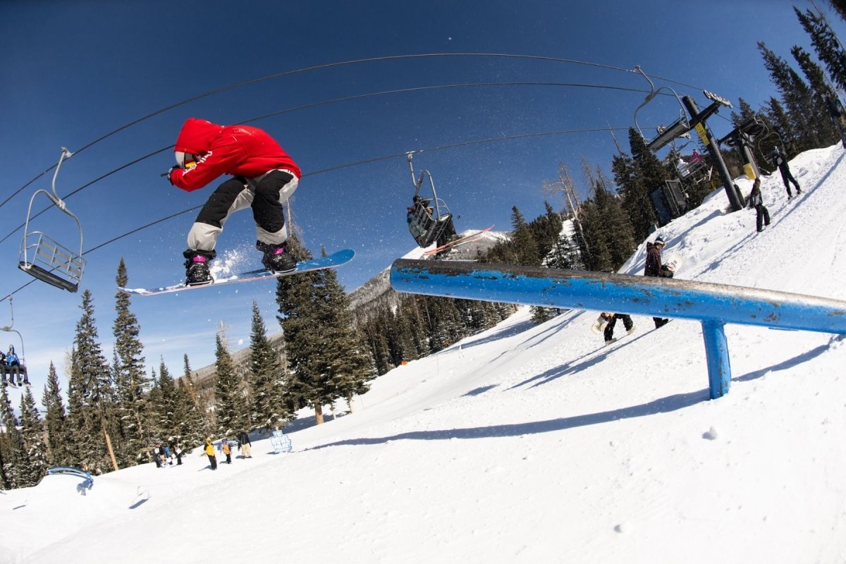 GNU W GLOSS C SNOWBOARD - Boutique Homies