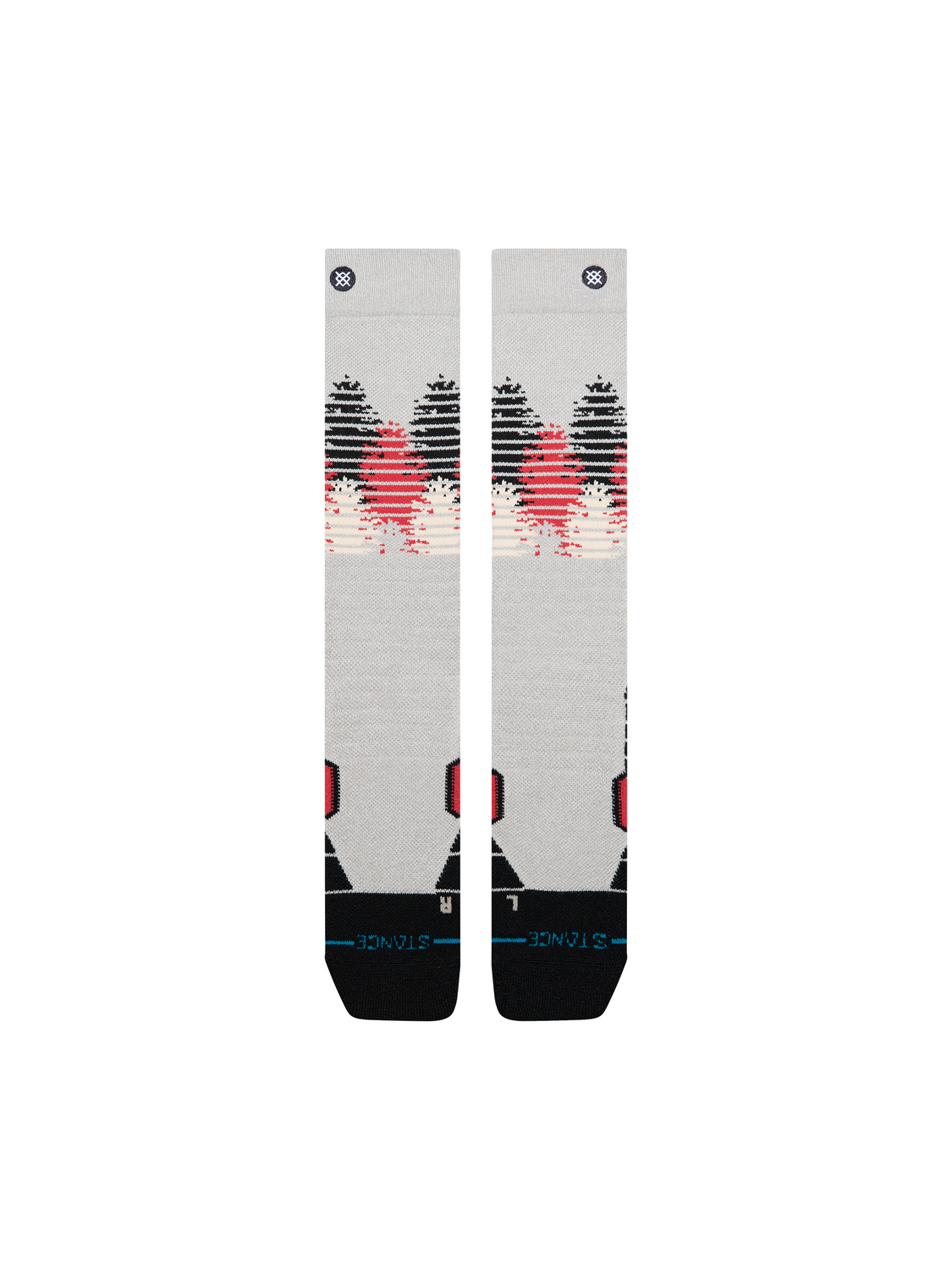 Bas de neige Stance Tree Line Mid Wool Stringgrey, motif d'arbres noir et rouge — paire à plat, côté logo.