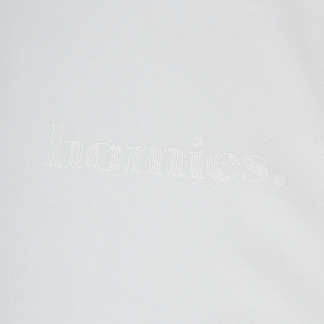 HOMIES W SERIF 2 TEE - Boutique Homies