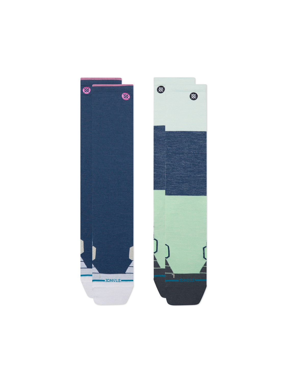 Ensemble de deux paires de bas pour femme Stance Two Tone Navy — deux paires à plat, une marine et une à blocs de couleurs.