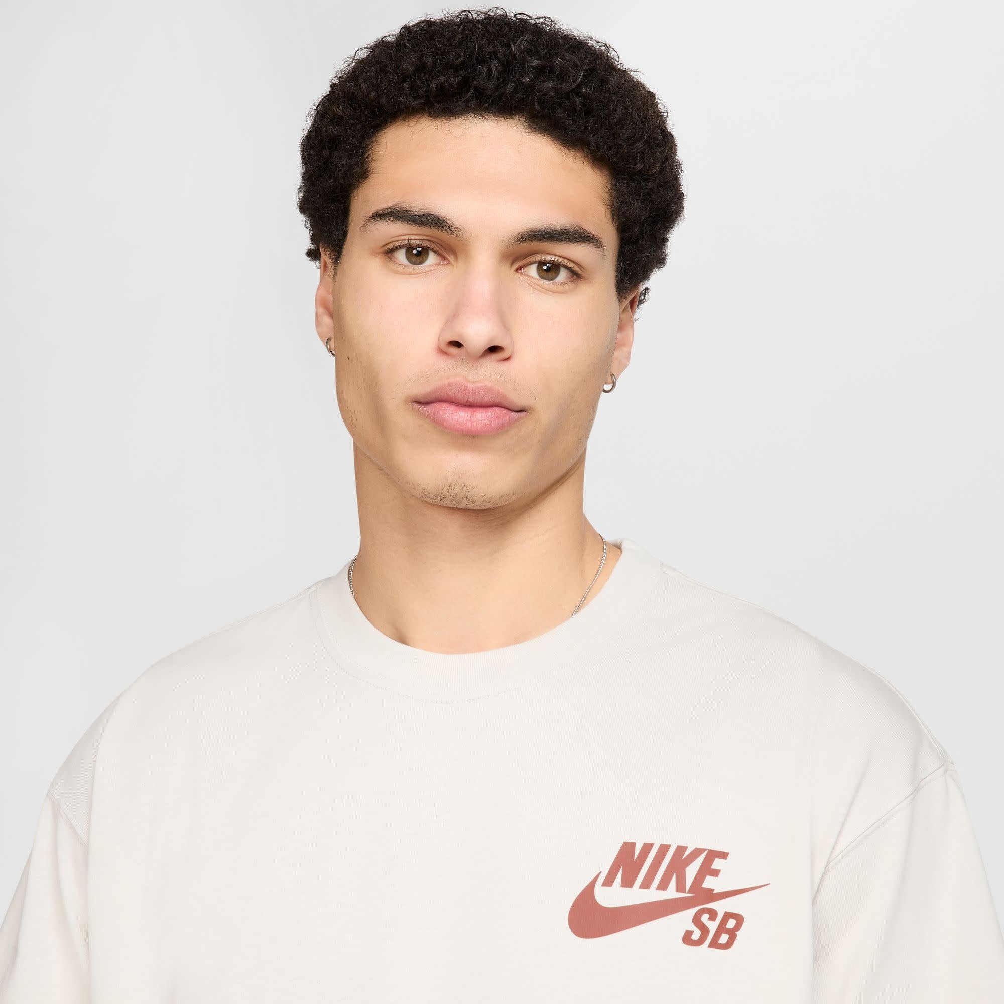 【ストリート必見】Nike SB Logo Border Skate T-Shirt Nike SB Corporate Skateboarding Chain T-Shirt – www