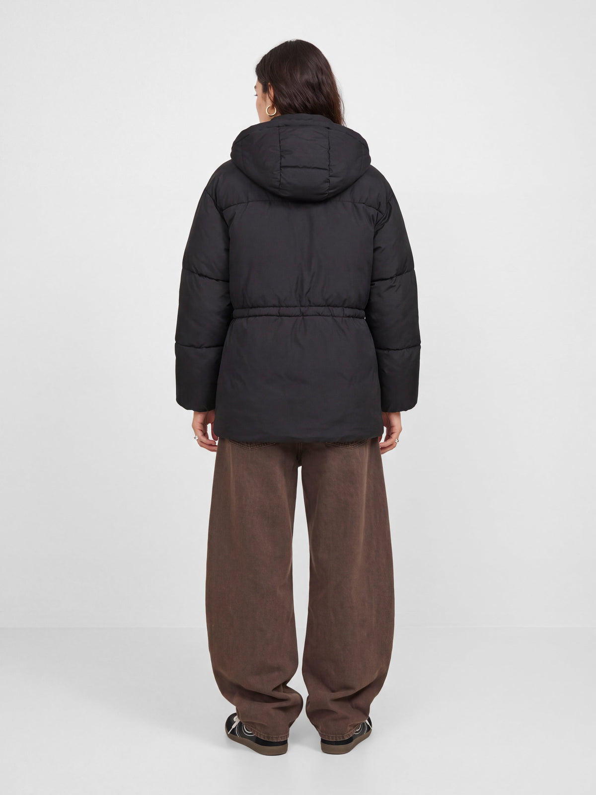 JJXX JXMaeve Puffer Jacket Black — porté de dos