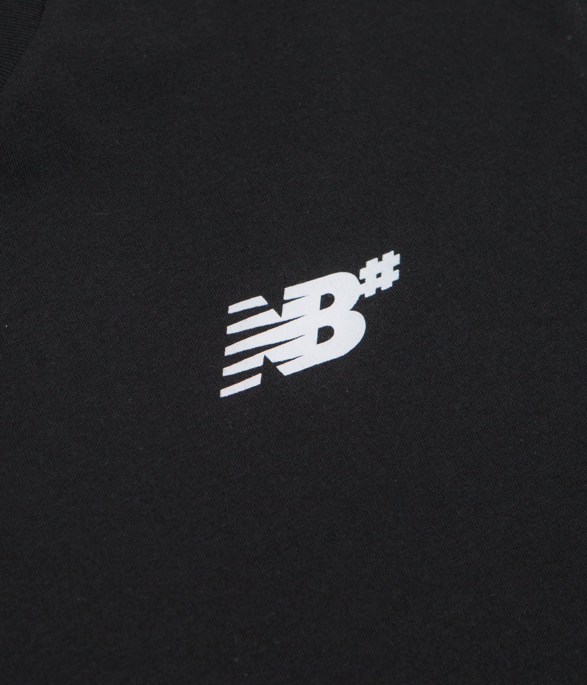 New Balance Numeric Small Logo Tee noir - HOMIES