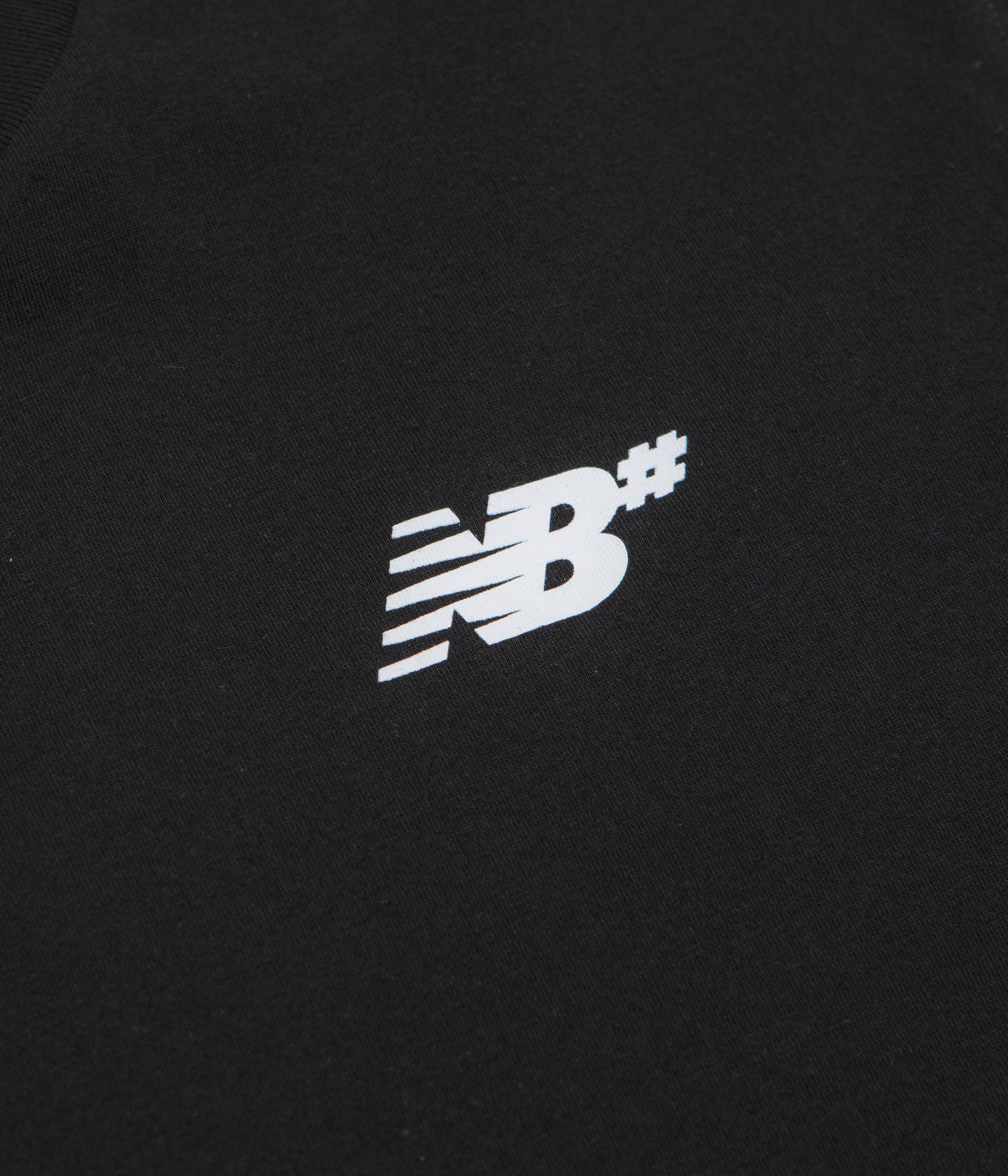 New Balance Numeric Small Logo Tee noir - HOMIES