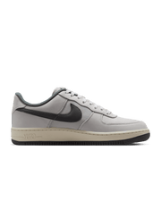 NIKE SB AIR FORCE 1 X YUTO