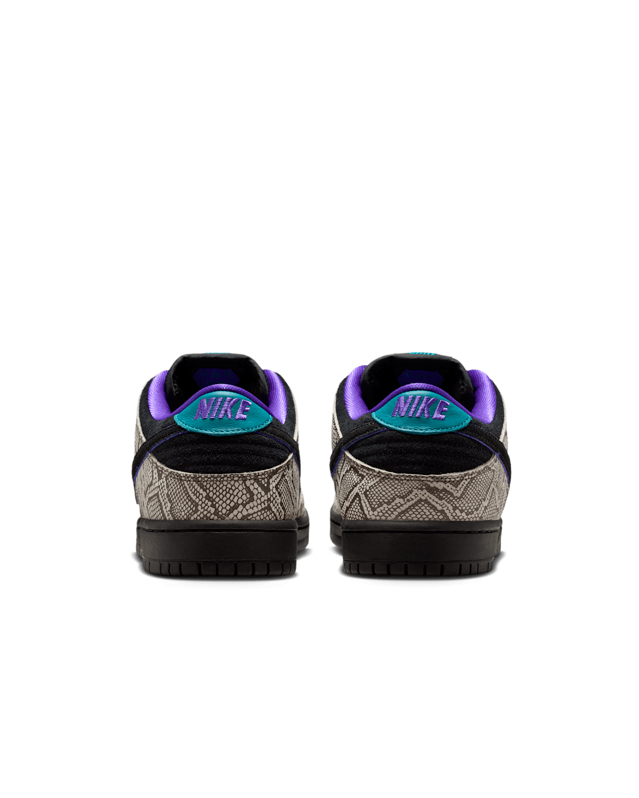 NIKE SB DUNK LOW PRO