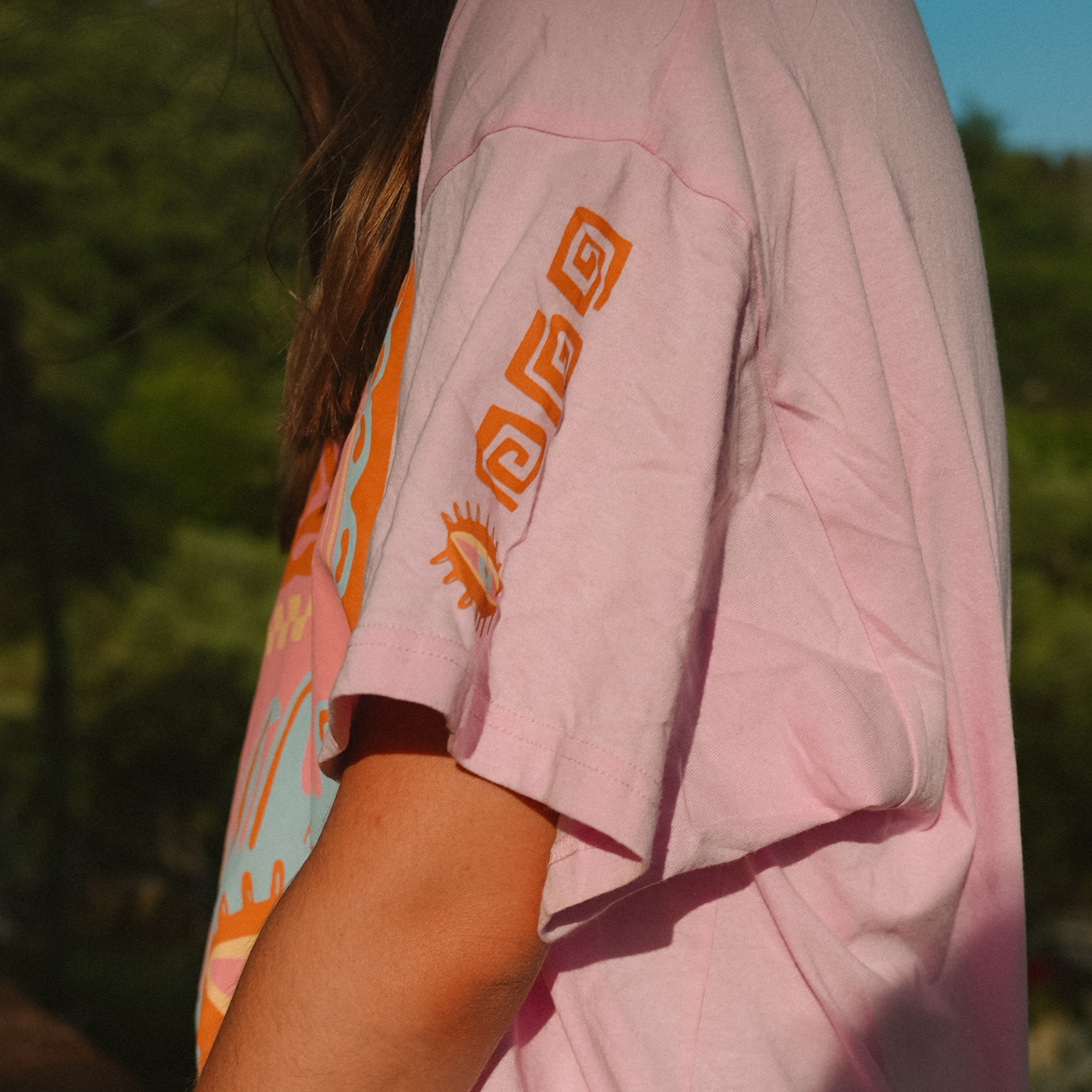 NOTE THE RECKLESS GOOD VIBES OVERSIZED TEE