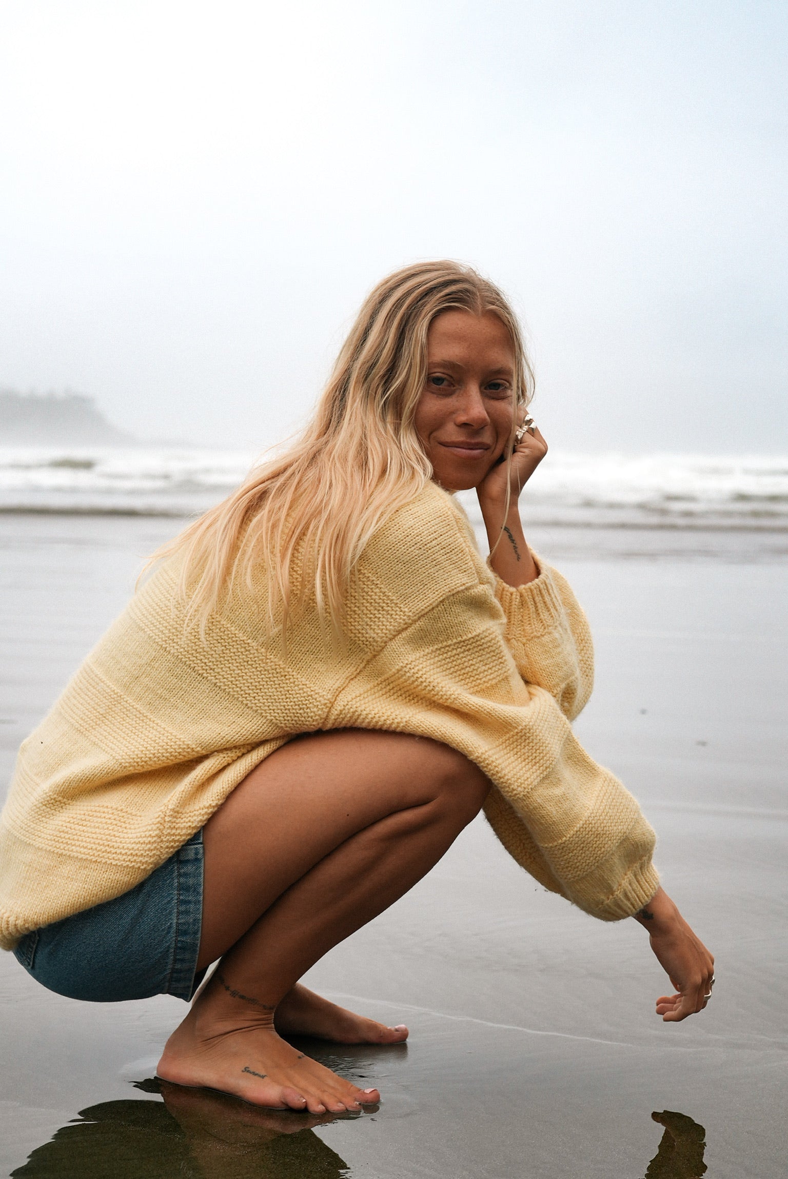 NOTICE THE RECKLESS SWEATER