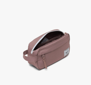 HERSCHEL CHAPTER SMALL TRAVEL KIT - Boutique Homies