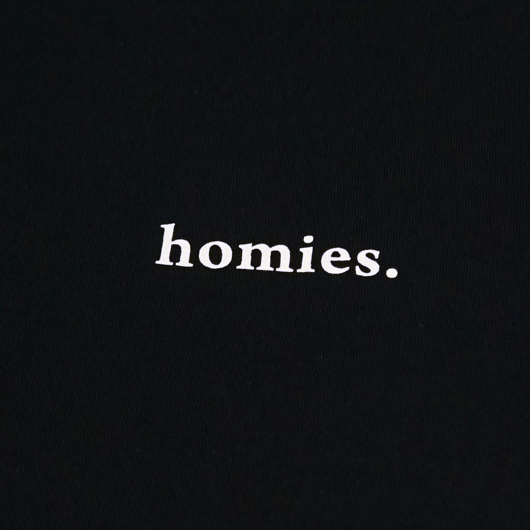 HOMIES SERIF TEE - Boutique Homies