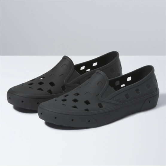 VANS SLIP ON TREK - Boutique Homies
